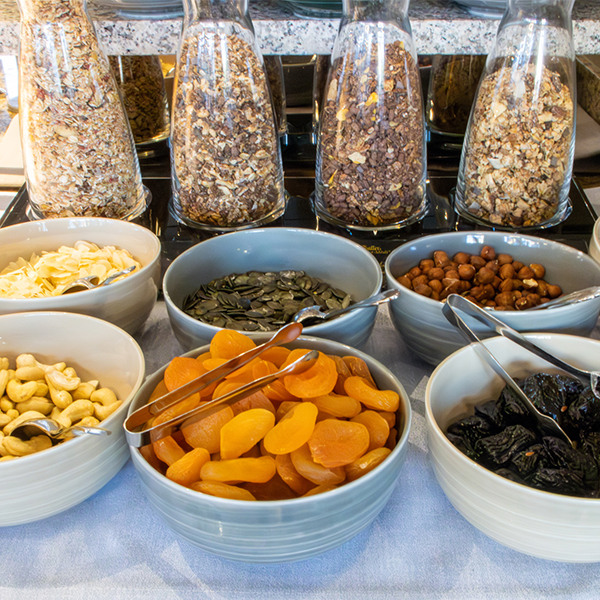 palatin-hotel-fruehstueck-muesli